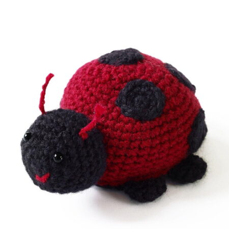 amigurumi-ladybug