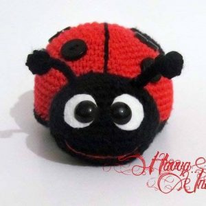 amigurumi-ladybug